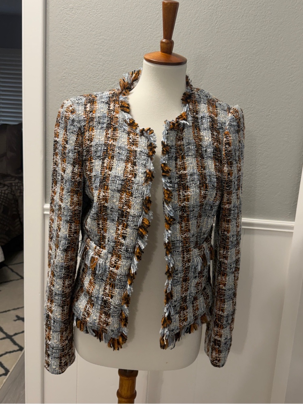 L’agence Angelina Tweed Frayed Edge Size 6